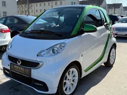 Weiß Gebraucht 2014 Smart ForTwo Electric Drive Coupé | 5.990 € (Fairer Preis)
