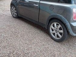 Grau Gebraucht 2006 Mini Cooper Kleinwagen | 2.490 € (Superpreis)