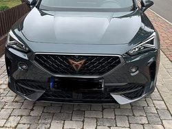 Grün Gebraucht 2022 Cupra Formentor VZ SUV | 28.965 € (Etwas zu teuer)