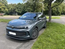 Grau Gebraucht 2024 VW Tiguan Elegance SUV | 44.900 € (Teuer)