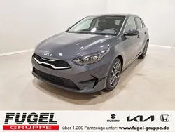 Wolf grey Neu 2025 Kia Ceed Style Limousine | 24.999 € (Fairer Preis)