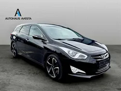 Schwarz Gebraucht 2014 Hyundai i40 Premium Kombi | 12.990 € (Teuer)