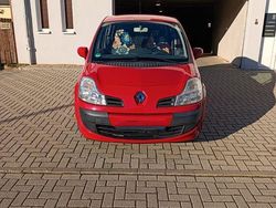 Gebraucht 2011 Renault Modus Van / Kleinbus | 2.950 € (Fairer Preis)