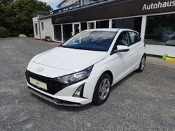 Weiß Neu 2025 Hyundai i20 Select Kleinwagen | 19.500 € (Guter Preis)