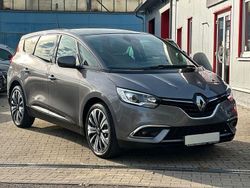 Grau Gebraucht 2022 Renault Scénic IV Van / Kleinbus | 18.995 € (Etwas zu teuer)