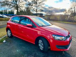 Rot Gebraucht 2011 VW Polo Kleinwagen | 6.485 €