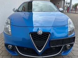 Blau Gebraucht 2019 Alfa Romeo Giulietta Super Kleinwagen | 9.990 € (Guter Preis)