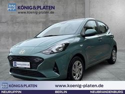 Mangrove green (grün) Neu 2025 Hyundai i10 Select Kleinwagen | 15.990 € (Fairer Preis)