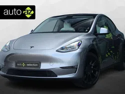 Grau Gebraucht 2023 Tesla Model Y Long Range SUV | 36.290 € (Fairer Preis)