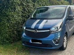 Blau Gebraucht 2017 Opel Vivaro Van | 19.650 € (Fairer Preis)