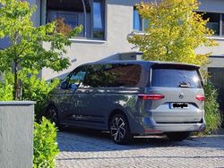 Grau Gebraucht 2025 VW T7 Van | 44.990 €