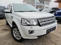 Weiß Gebraucht 2014 Land Rover Freelander 2 SE SUV | 13.900 € (Etwas zu teuer)