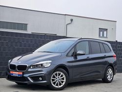 Grau Gebraucht 2015 BMW 218 Advantage Kombi | 11.450 € (Fairer Preis)