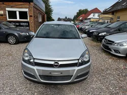 Silber Gebraucht 2005 Opel Astra Edition Limousine | 5.500 € (Teuer)