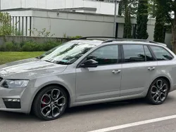 Grau Gebraucht 2016 Skoda Octavia RS Kombi | 17.500 € (Fairer Preis)