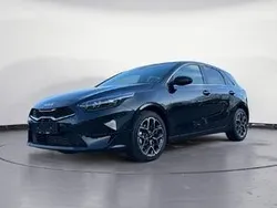 Schwarz Neu 2025 Kia Ceed Limousine | 25.990 € (Etwas zu teuer)