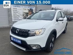 Weiß Gebraucht 2018 Dacia Sandero Celebration Kleinwagen | 11.489 € (Fairer Preis)