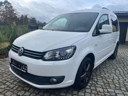 Weiß Gebraucht 2013 VW Caddy Van / Kleinbus | 12.990 € (Etwas zu teuer)