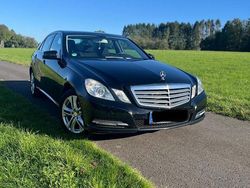 Schwarz Gebraucht 2013 Mercedes E220 Limousine | 12.990 € (Guter Preis)