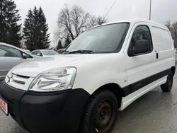 Weiß Gebraucht 2006 Citroën Berlingo Van / Kleinbus | 3.499 € (Etwas zu teuer)