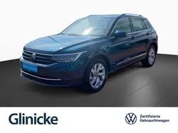 Blau Gebraucht 2024 VW Tiguan Move SUV | 28.833 € (Guter Preis)