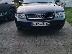 Schwarz Gebraucht 2000 Audi A4 Limousine | 1.000 € (Guter Preis)