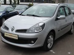 Grau Gebraucht 2008 Renault Clio II Dynamique Limousine | 3.700 € (Teuer)