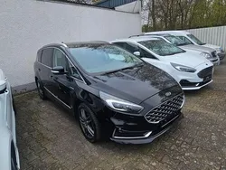 Schwarz Gebraucht 2020 Ford S-MAX Vignale Van / Kleinbus | 30.990 € (Etwas zu teuer)