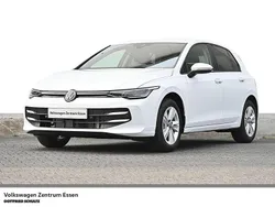 Pure white Neu 2025 VW Golf VIII Life Limousine | 29.780 € (Fairer Preis)