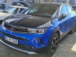 Lackierung voltaic blue met Gebraucht 2023 Opel Mokka-e Ultimate SUV | 25.990 € (Teuer)