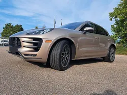 Gold Gebraucht 2014 Porsche Macan Turbo SUV | 28.400 € (Etwas zu teuer)