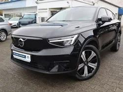 Schwarz Gebraucht 2022 Volvo EC40 Core SUV | 29.970 € (Fairer Preis)