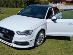 Weiß Gebraucht 2014 Audi A3 Sportback Ambition Limousine | 11.900 € (Guter Preis)