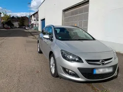 Silber Gebraucht 2013 Opel Astra Kombi | 3.600 € (Fairer Preis)
