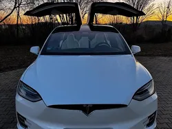 Weiß Gebraucht 2017 Tesla Model X SUV | 35.990 € (Guter Preis)