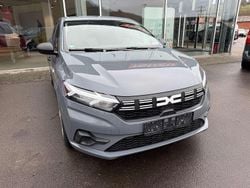 Städtisches grau Gebraucht 2025 Dacia Sandero Essentiel Kleinwagen | 15.900 € (Guter Preis)