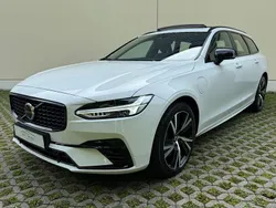 Weiß Gebraucht 2022 Volvo V90 R-Design Kombi | 37.900 € (Fairer Preis)