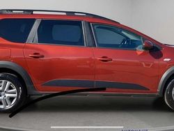 Braun Gebraucht 2023 Dacia Jogger Expression Van / Kleinbus | 18.900 € (Guter Preis)