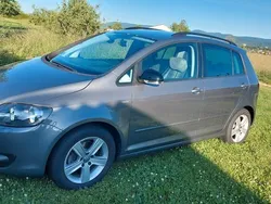 Grau Gebraucht 2012 VW Golf Plus Match Van / Kleinbus | 6.700 € (Fairer Preis)
