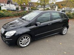 Schwarz Gebraucht 2006 Mercedes B200 Van / Kleinbus | 6.950 € (Teuer)