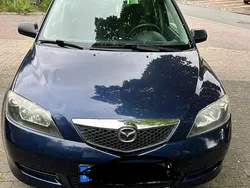 Blau Gebraucht 2003 Mazda 2 Kleinwagen | 1.500 € (Fairer Preis)