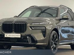 Braun Neu 2025 BMW X7 Performance SUV | 115.999 € (Fairer Preis)