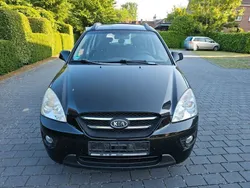 Schwarz Gebraucht 2009 Kia Carens EX Van / Kleinbus | 2.900 € (Guter Preis)