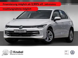 Weiss Gebraucht 2024 VW Golf VIII Life Limousine | 23.950 € (Fairer Preis)