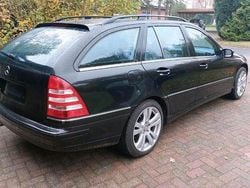 Schwarz Gebraucht 2004 Mercedes C230 Avantgarde Kombi | 1.200 € (Superpreis)