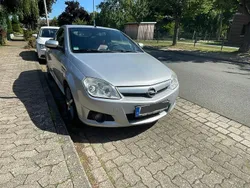 Silber Gebraucht 2007 Opel Tigra Cabrio | 2.100 € (Guter Preis)