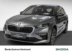 Graphitegrau metallic Gebraucht 2025 Skoda Scala Drive Kleinwagen | 27.634 € (Etwas zu teuer)