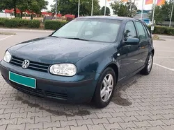 Grün Gebraucht 2002 VW Golf IV Limousine | 1.500 € (Fairer Preis)