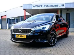 Schwarz Gebraucht 2015 DS Automobiles DS5 Kleinwagen | 8.250 €
