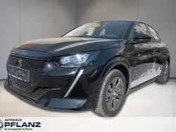 Schwarz Gebraucht 2022 Peugeot e-208 Active Kleinwagen | 16.390 € (Fairer Preis)